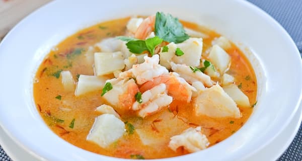 Husets gräddiga fiskgryta